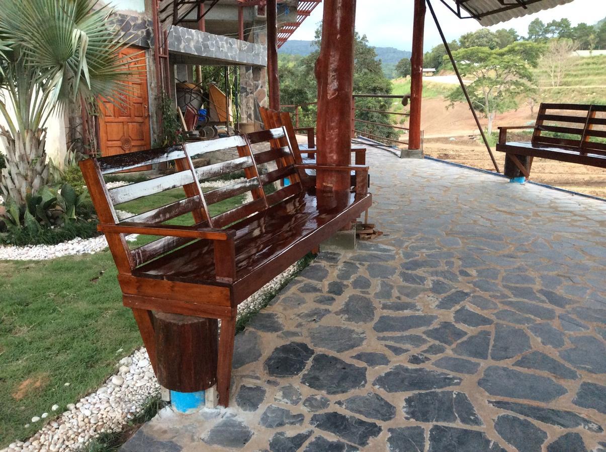 Phuphet Hill Resort Фуруа Екстер'єр фото